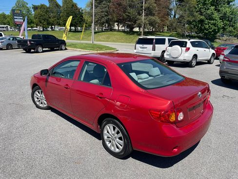 Used 2010 Toyota Corolla LE FWD image 10