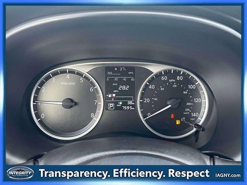 Certified 2025 Nissan Kicks Play S image 24