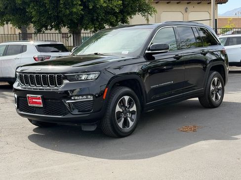 Used 2024 Jeep Grand Cherokee Limited 4xe AWD/4WD image 3