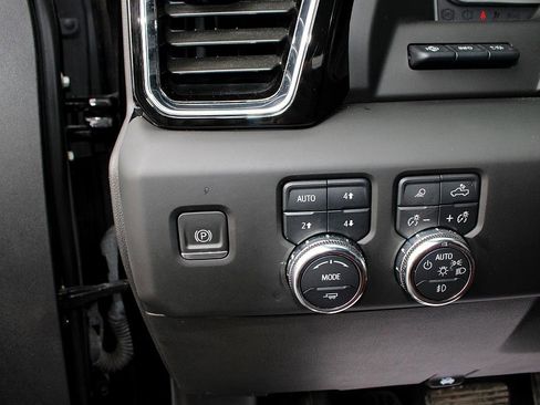 Used 2023 GMC Sierra 1500 Denali Ultimate image 19