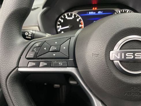 Used 2025 Nissan Altima 2.5 SV FWD image 20