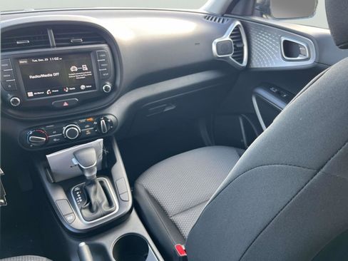 New 2025 Kia Soul LX image 10