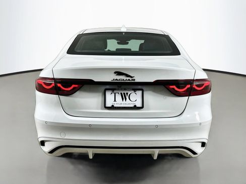 Used 2024 Jaguar XF R-Dynamic SE AWD/4WD image 6