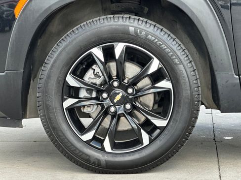 Used 2023 Chevrolet TrailBlazer LT w/ Convenience Package AWD/4WD image 25