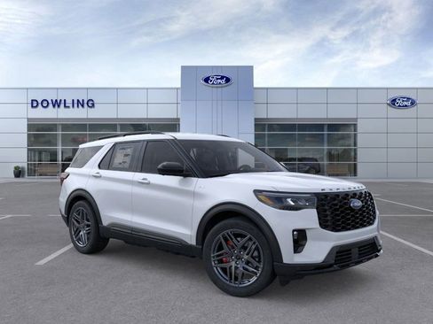 New 2026 Ford Explorer ST-Line w/ ST-Line Street Pack image 7
