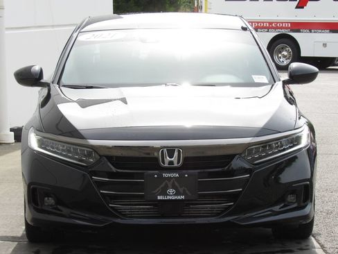 Used 2021 Honda Accord Sport image 3