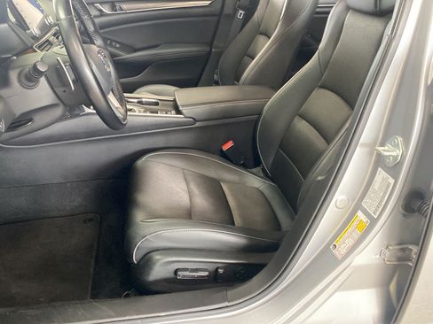 Used 2022 Honda Accord Sport image 9