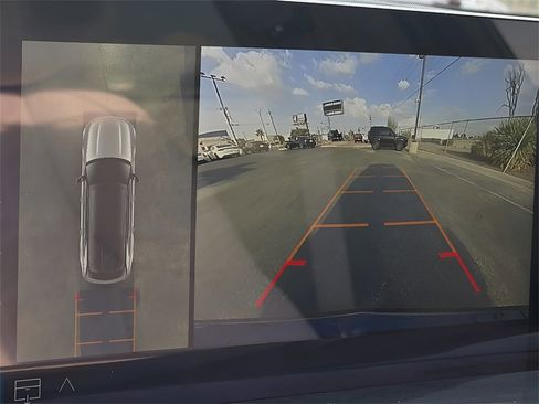 New 2026 Cadillac Escalade IQ Luxury 1 w/ LPO, Floor Liner Package image 27