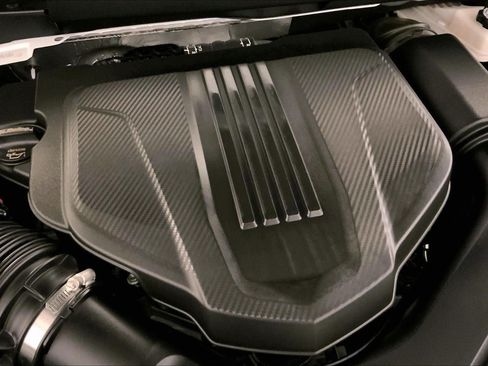 Used 2025 GMC Acadia Elevation FWD image 31