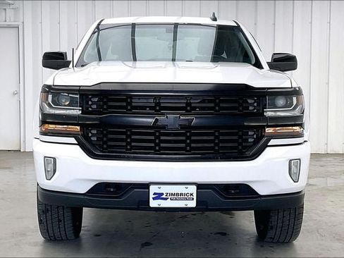 Used 2017 Chevrolet Silverado 1500 LT w/ All Star Edition AWD/4WD image 3