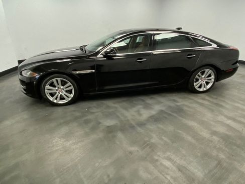 Used 2017 Jaguar XJ L Portfolio image 3
