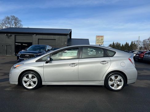 Used 2010 Toyota Prius Two image 5