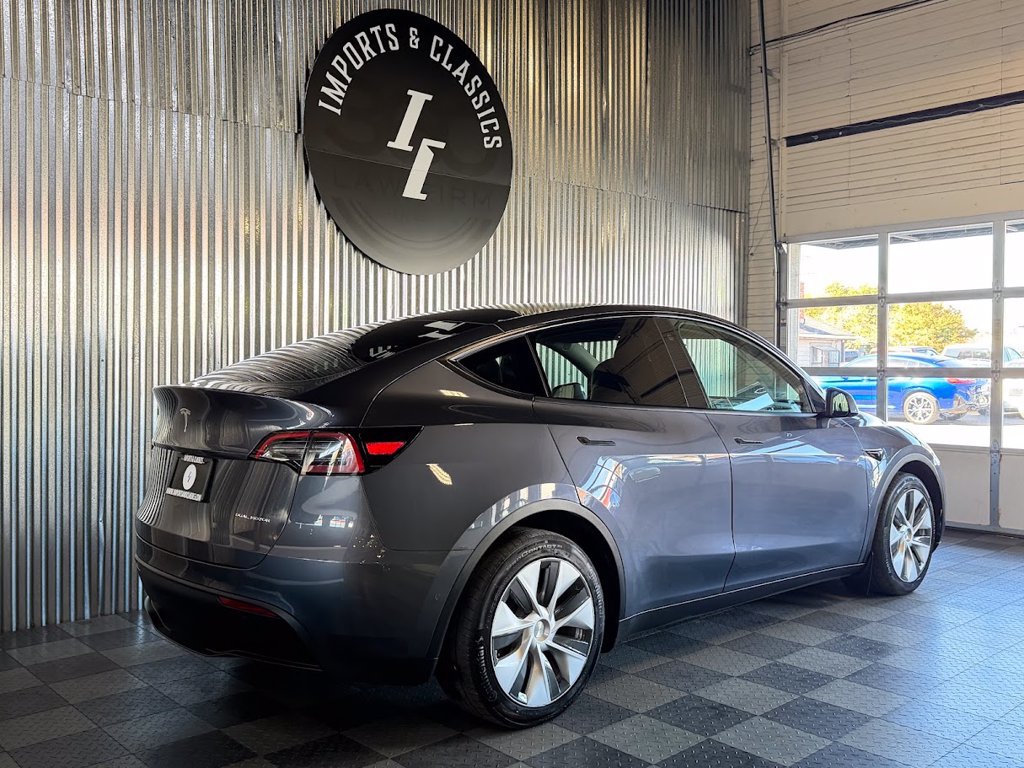 Used 2021 Tesla Model Y Long Range AWD/4WD image 3