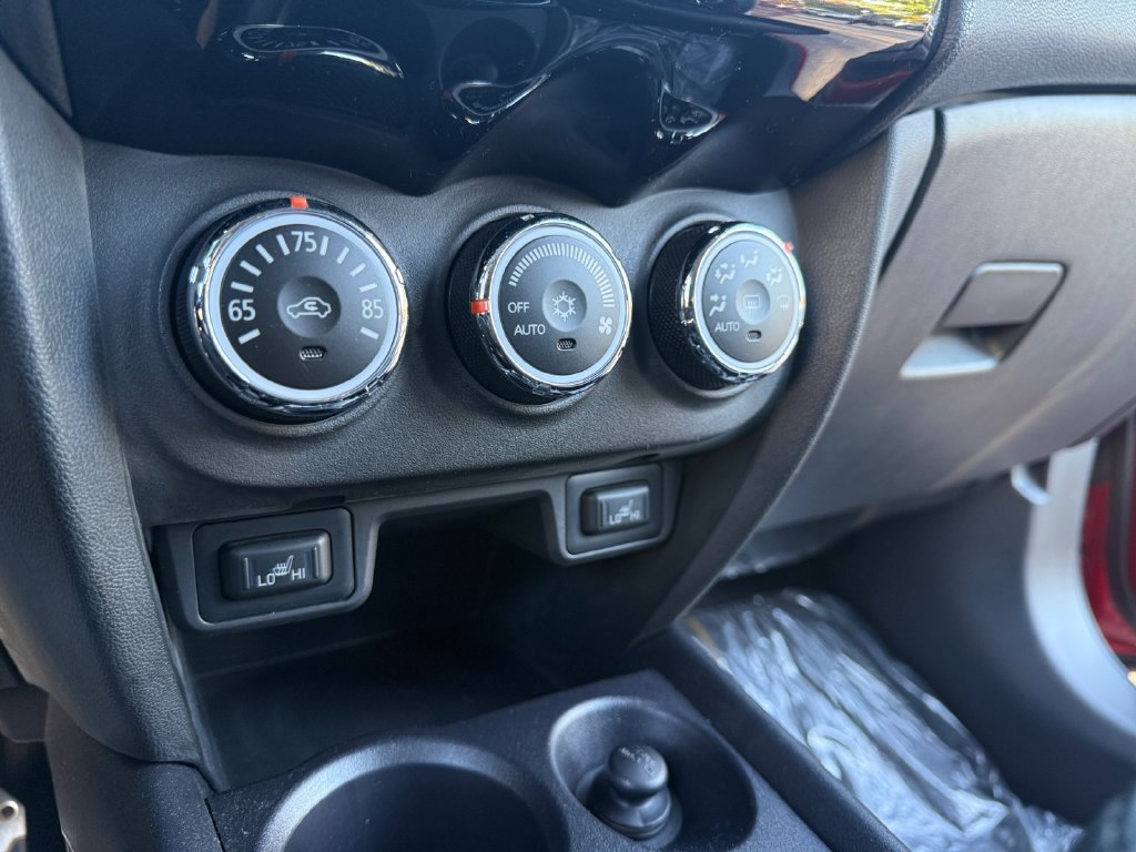 Used 2017 Mitsubishi Outlander Sport SEL FWD image 16