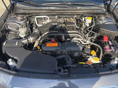 Used 2018 Subaru Outback 2.5i Premium image 45