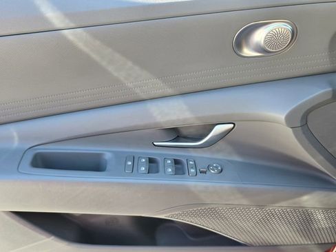 Certified 2023 Hyundai Elantra Blue image 25