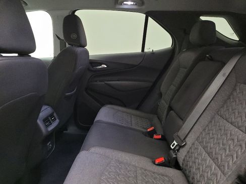 Used 2022 Chevrolet Equinox LT AWD/4WD image 18