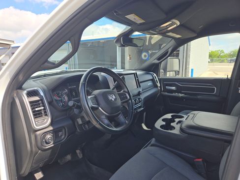 Used 2024 RAM 2500 Big Horn AWD/4WD image 21