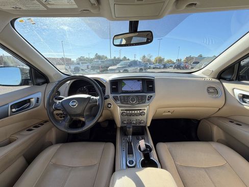 Used 2017 Nissan Pathfinder SL w/ SL Premium Package image 23