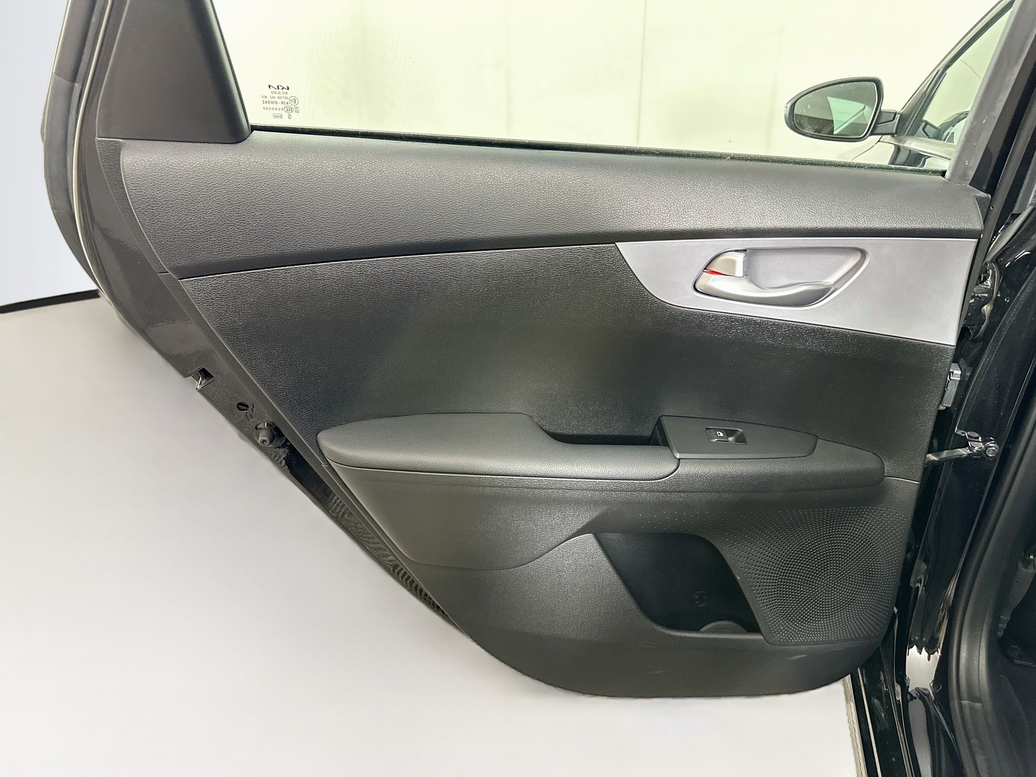 Used 2023 Kia Forte LXS w/ LXS Technology Package FWD image 25