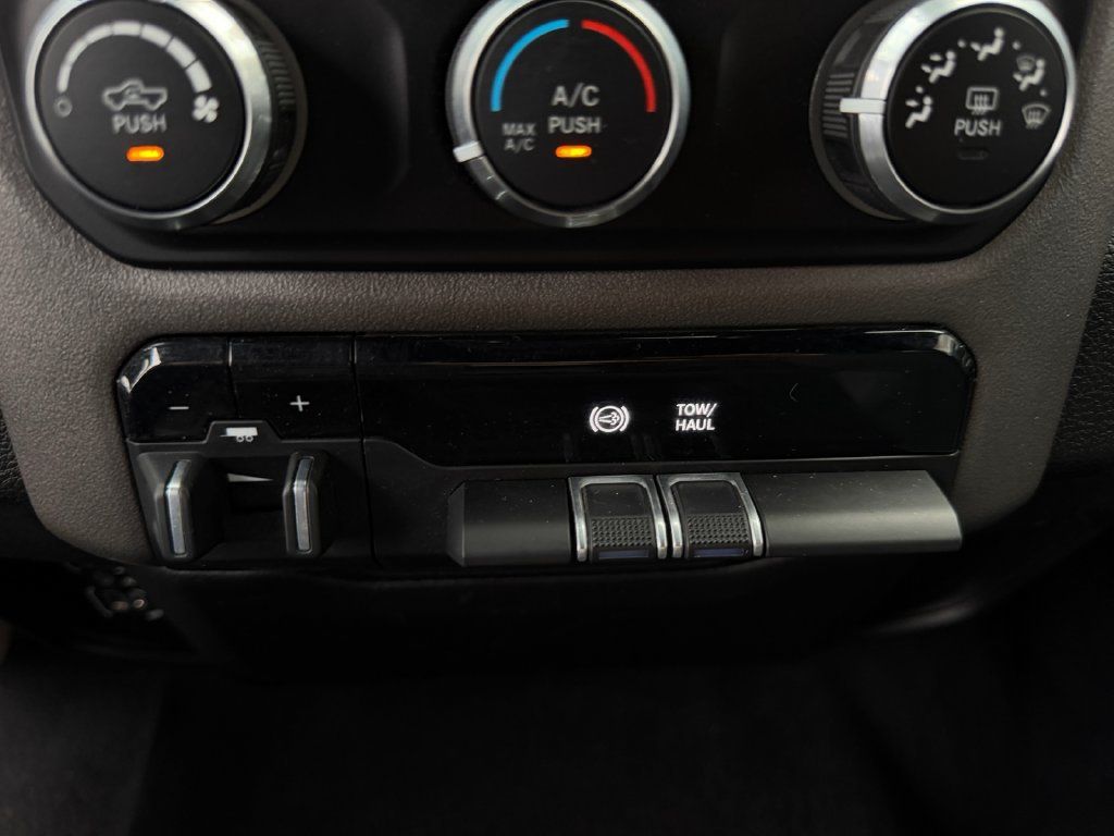 Used 2021 RAM 2500 Big Horn AWD/4WD image 19