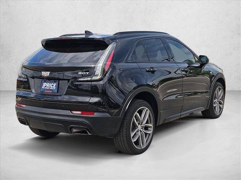 Used 2019 Cadillac XT4 Sport w/ Cold Weather Package FWD image 5