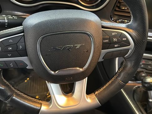 Used 2015 Dodge Challenger SRT w/ Technology Group image 15