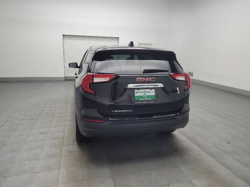 Used 2022 GMC Terrain SLE image 6
