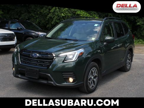 Certified 2022 Subaru Forester Premium AWD/4WD image 1