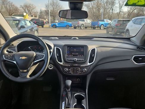 Used 2024 Chevrolet Equinox LT image 15