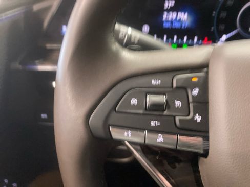 Used 2023 Cadillac Escalade Premium Luxury image 29