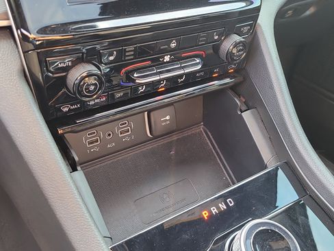 Used 2025 Jeep Grand Cherokee L Altitude image 25