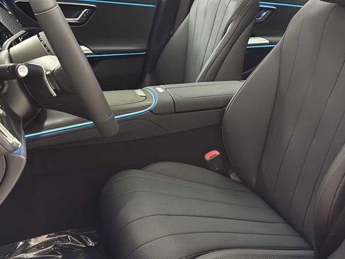 New 2026 Mercedes-Benz E 350 4MATIC Sedan image 26