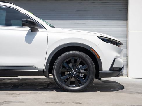 Used 2023 Honda CR-V Sport Touring image 5