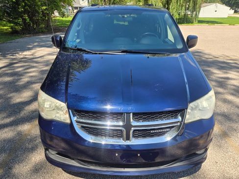 Used 2012 Dodge Grand Caravan Crew w/ Crew Value Pkg FWD image 16