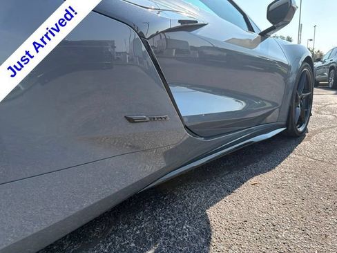 Used 2025 Chevrolet Corvette E-Ray w/ Stealth Interior Trim Package AWD/4WD image 21