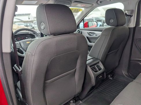 Used 2023 Chevrolet Blazer LT image 40