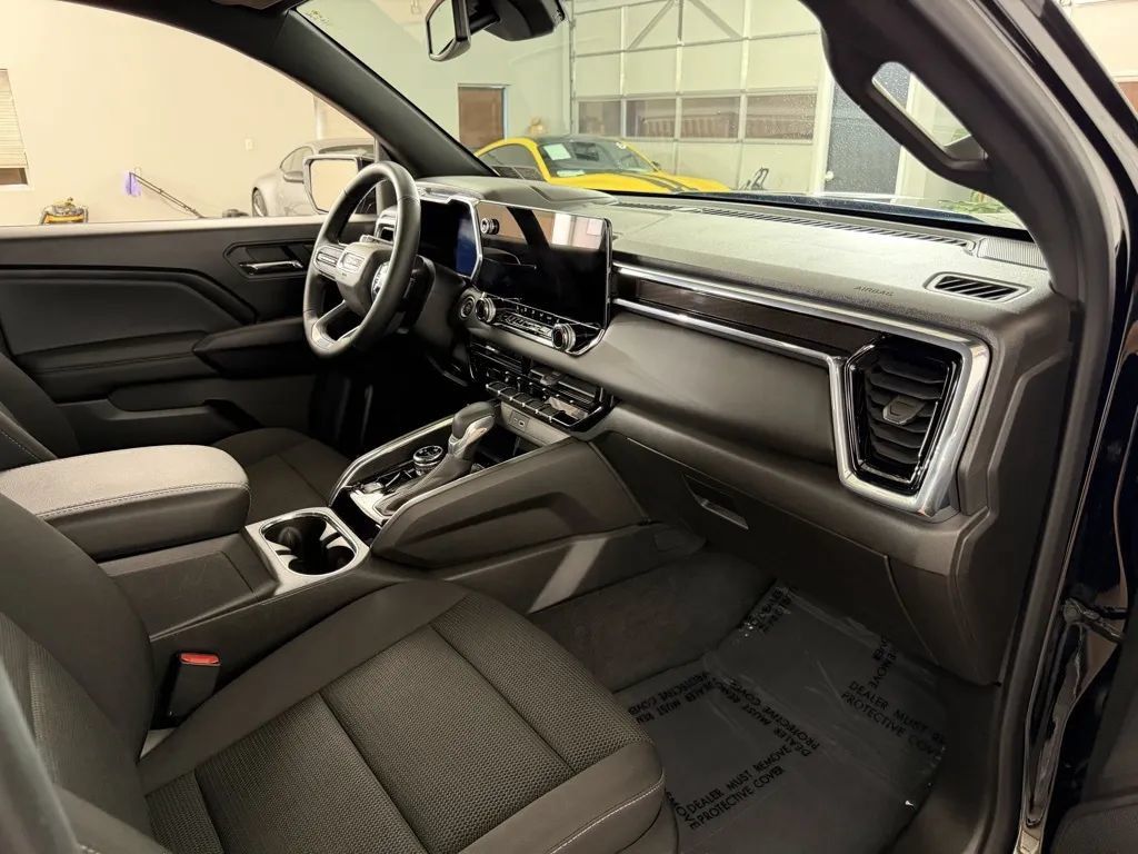 Used 2023 GMC Canyon Elevation w/ Convenience Package AWD/4WD image 36