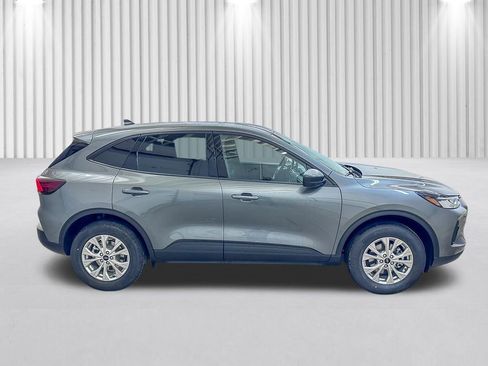 New 2026 Ford Escape Active w/ Cold Weather Package AWD/4WD image 4