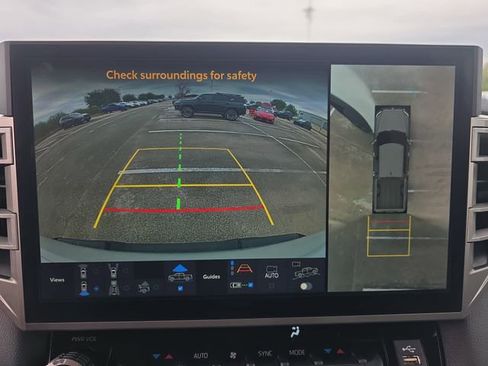 Used 2025 Toyota Tundra Limited image 21