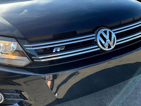 Used 2016 Volkswagen Tiguan R-Line image 28