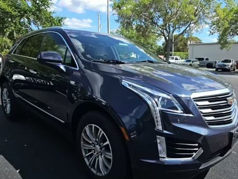 Used 2019 Cadillac XT5 Luxury image 3