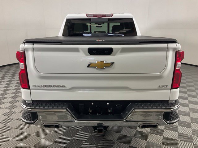 Used 2022 Chevrolet Silverado 1500 LTZ w/ LTZ Premium Package AWD/4WD image 5