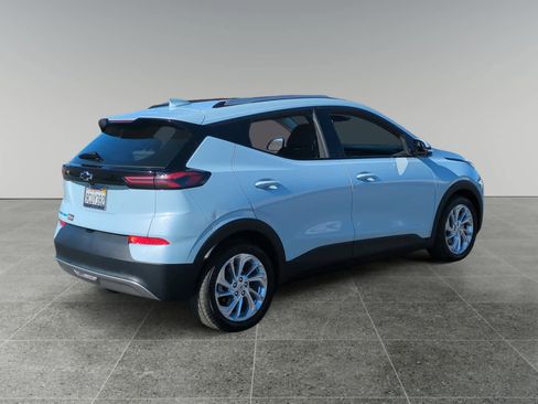 Used 2022 Chevrolet Bolt EUV LT image 5