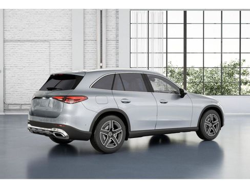 Used 2026 Mercedes-Benz GLC 300 4MATIC image 20