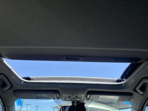 Used 2014 Toyota RAV4 Limited w/ Technology Package FWD image 17