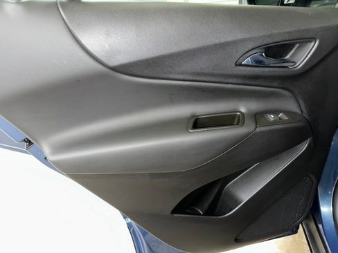 Certified 2024 Chevrolet Equinox LT w/ LPO, Floor Liner Package image 18