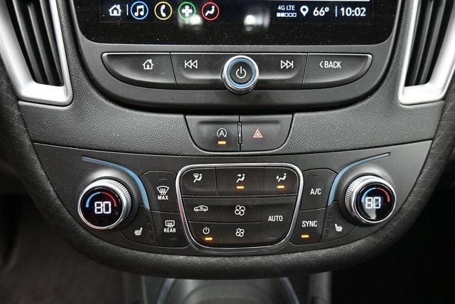 Used 2022 Chevrolet Malibu LT FWD image 21