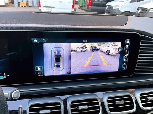 Used 2024 Mercedes-Benz GLE 53 AMG 4MATIC Coupe image 27