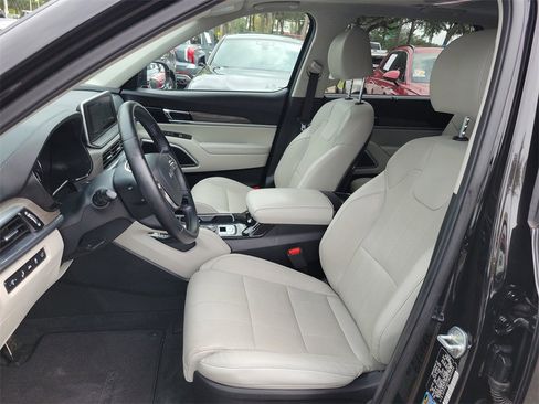 Used 2022 Kia Telluride SX w/ Towing Package image 23